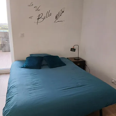 Des Kitchenette-salle De Bain-terrasse *